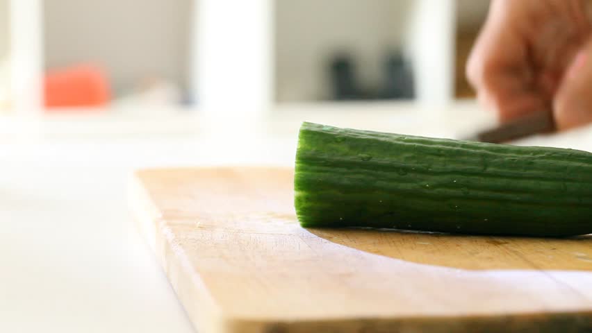 knife cut cucumber
