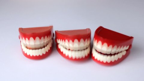 3 pair of clacking toy teeth