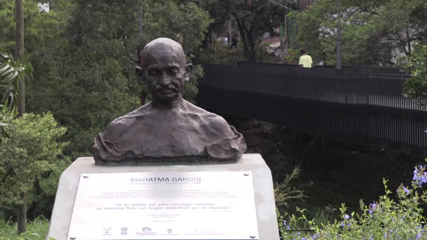Close up of head bust of Mahatma, Gandhi
