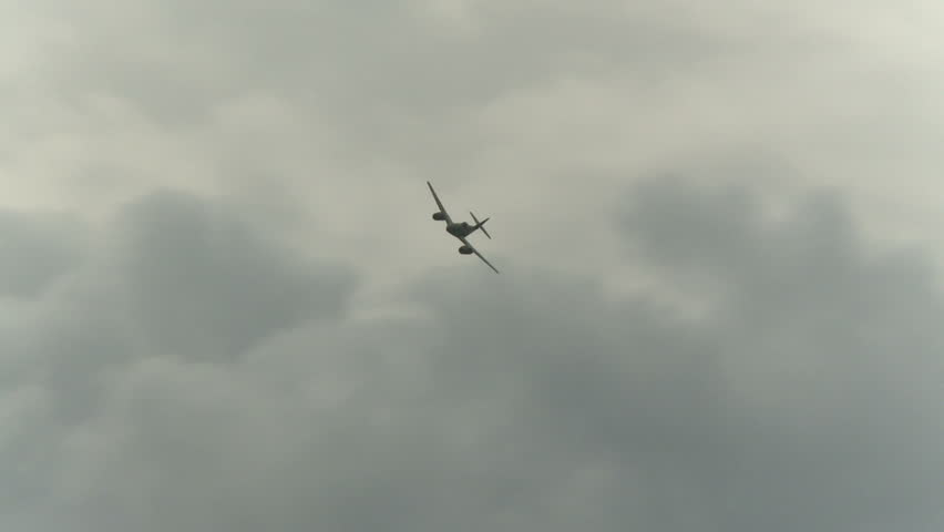 Messerschmitt ME 262 flyby