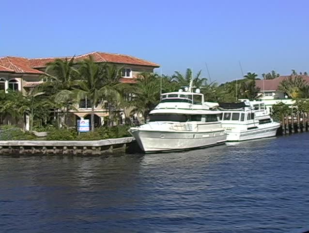 canal-houses-in-ft-lauderdale-stock-footage-video-100-royalty-free