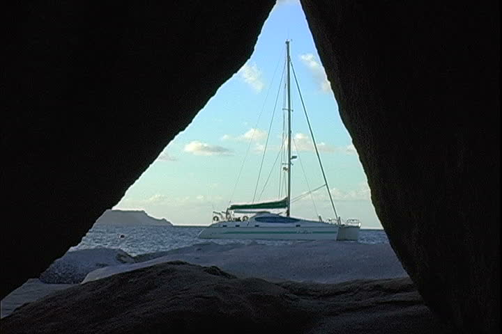Catamaran through Baths
