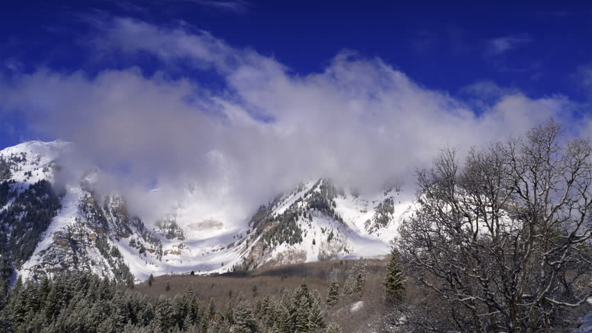 Mount Timpanogos winter morning time-lapse.