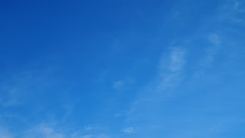 Sunset on blue sky. Небо clear. Голубое небо огэ. Ровное небо голубое. Контрастное небо с облаками.