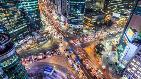 Time lapse traffic at night in Seoul, South Korea.4K