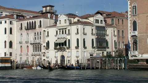 Grand Canal Buildings Boats zoom pan