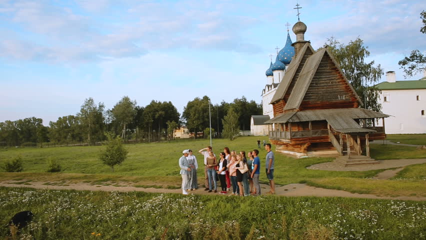 tourist tour of Suzdal
