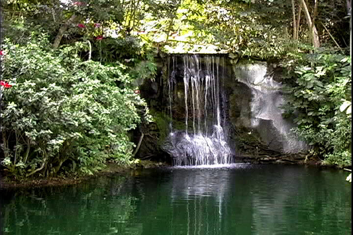 Grove Falls cu