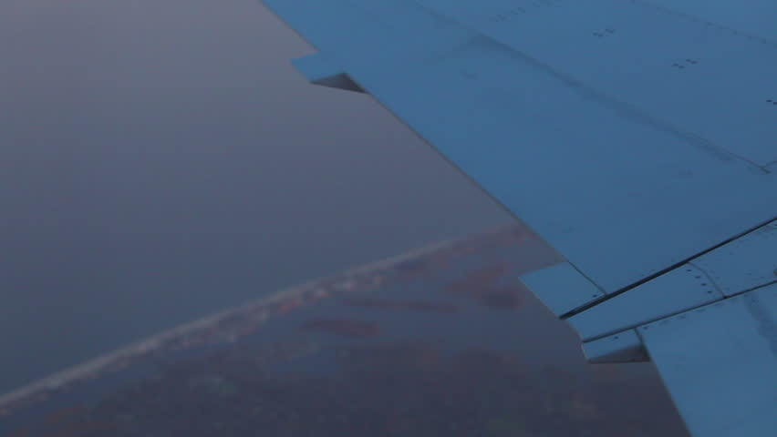 Airplane wing and horizon