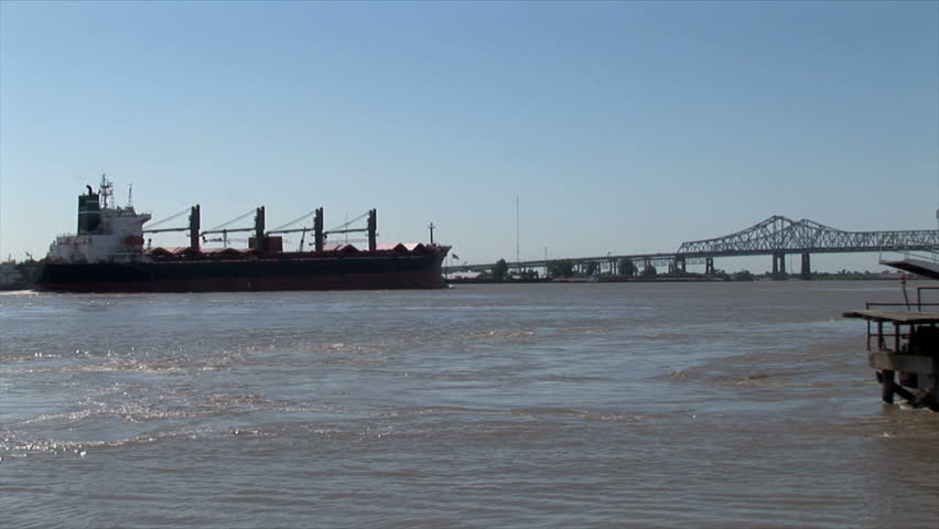 Freighter on Mississippi zoom