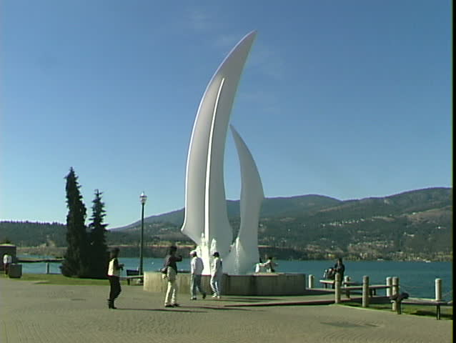 Kelowna Park Statue