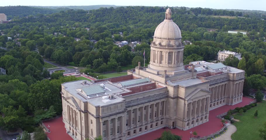 Kentucky State Capitol in Frankfort image - Free stock photo - Public ...