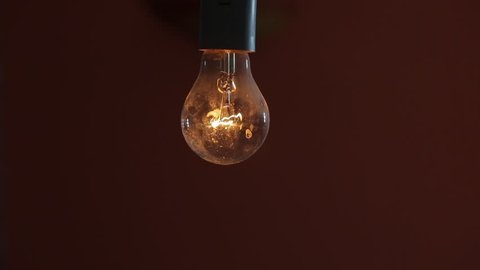 Tungsten lightbulb flickering with power problems
