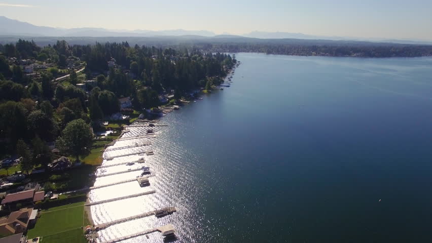 Landscape and sky of Lake Stevens in Washington image - Free stock 