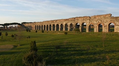 Aerial drone footage of ANCIENT ROMAN AQUEDUCT - ROME - ITALY
A spectacular building of the Roman Empire at sunset // no video editing