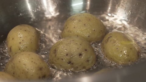 Fried potatoes in 100fps slow-motion
