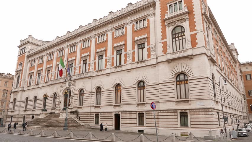 Парламент рим
