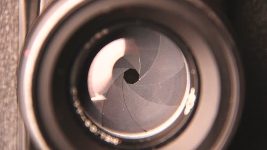 Open lens. Апертура объектива 40*0.65. Футаж диафрагма фотоаппарата. Camera aperture closing\. Диафрагма видео.