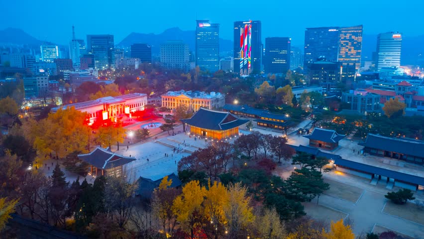 Timelapse of Deoksugung royal palace and Seoul City Hall in Seoul,South Korea.