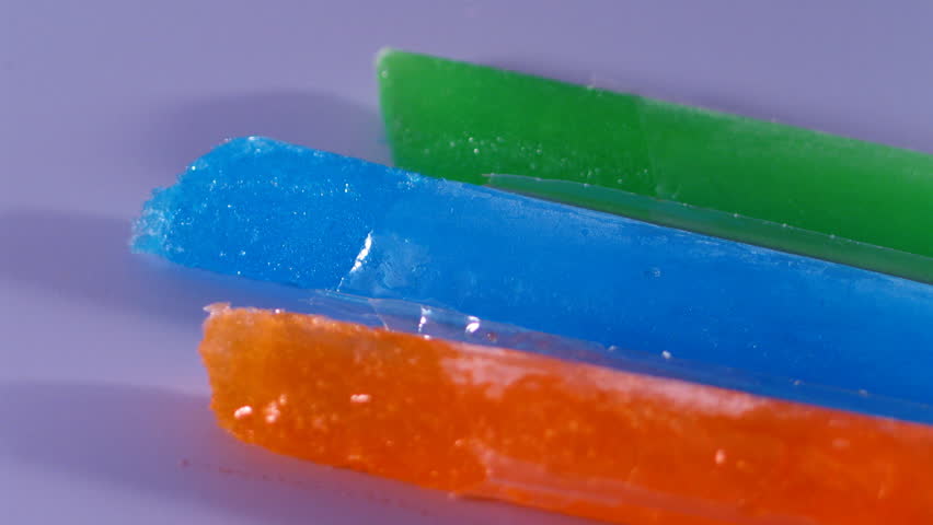 Melting flavor ice pops