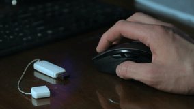 Computer mouse in hand
