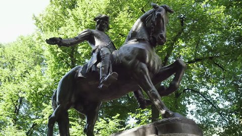 A statue of Paul Revere, an American patriot who road to warn the Colonial militia that the British forces were coming.