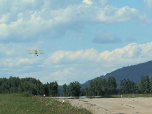 A 1938 Tiger Moth Airplane which is very difficult to fly