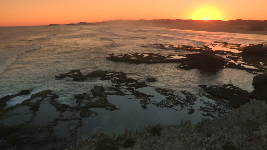 Panorama seascape pan at sunset