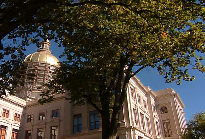 Atlanta Capitol Building - pan