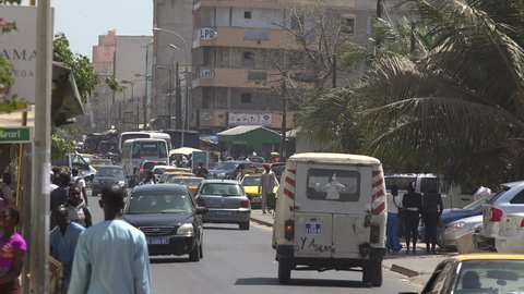 Junky Dakar traffic in Latest and