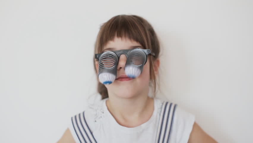 droopy eye glasses