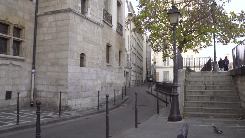 Rue des Ursins, Historical medieval street in Cite island in Paris