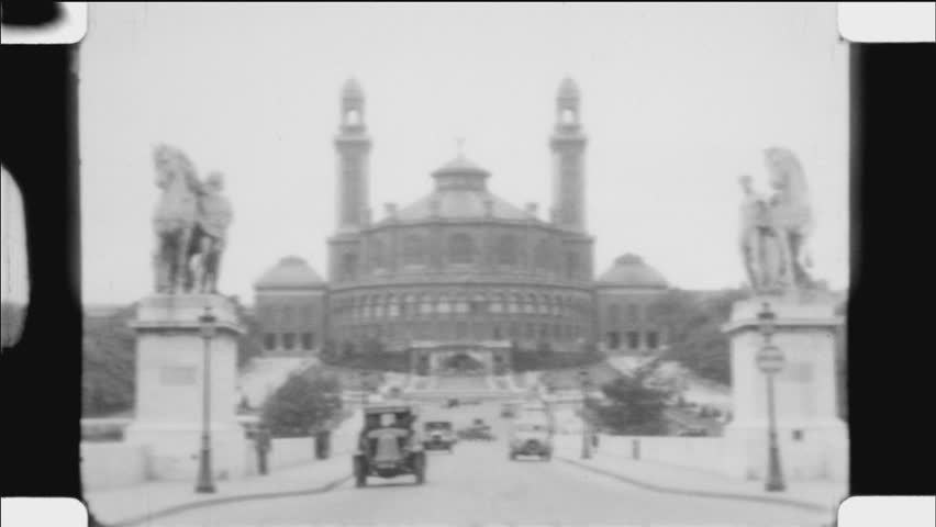The old Palais du Trocadero in Paris, France. 1920s. Built for the 1878 World