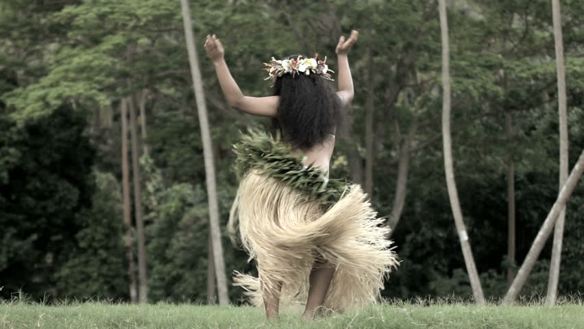 Hakuun young polynesian tahitian female hula dancer liittyvää arkistovideom...
