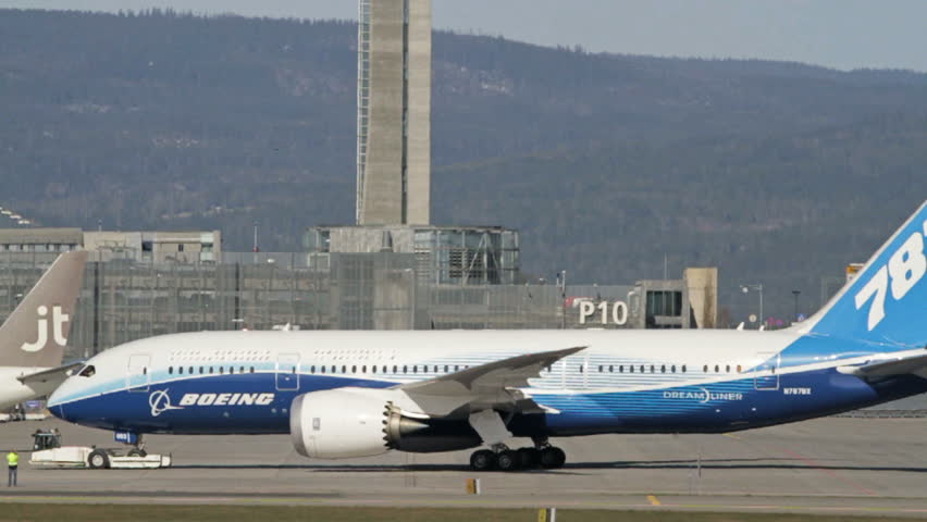 OSLO, NORWAY - MAY 3, 2012: Boeing 787 Dreamliner on its Europe Tour visiting