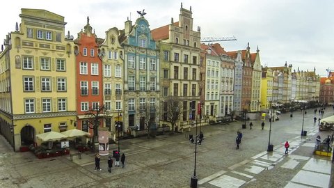 Long Market street (Polish: Dlugi Targ) in Gdansk, Poland. Famous pedestrianised street lined with scenic Renaissance buildings in the Old Town of Gdansk (Time Lapse)