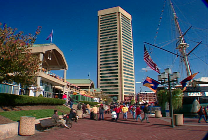 Baltimore Harbor area - pedestrians 2