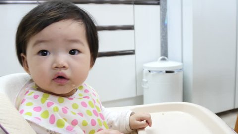 Baby Taking Bath In Kitchen の動画素材 ロイヤリティフリー Shutterstock
