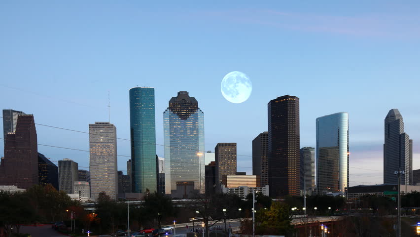 4K UltraHD Full Moon over Houston, Texas