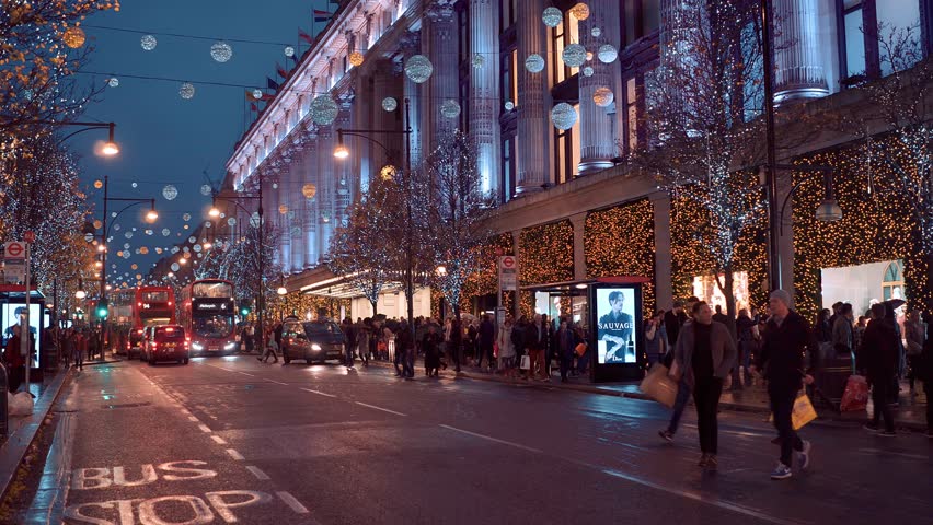 Oxford Street Street View Oxford Street View London Christmas Time Stock Footage Video (100%  Royalty-Free) 22958365 | Shutterstock