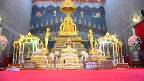 PHICHIT, THAILAND - DECEMBER 30 : ?Buddha statue name Luang Pho Phet in ubosot for people praying and respect at Wat Tha Luang temple on December 30, 2016 in Phichit , Thailand