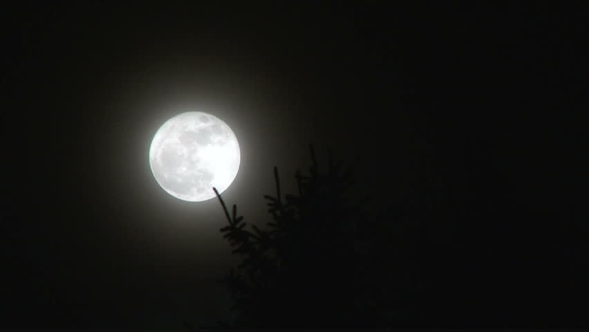 March 19th, 2011 Super Full Moon time lapse.