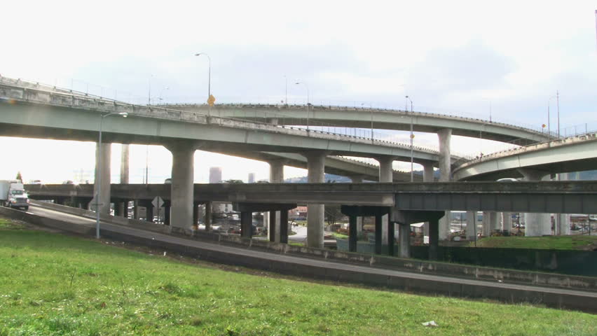 Transportation overpass with traffic in Portland, Oregon.