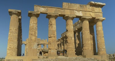 Doric temple dedicated to Hera (490-480 BC) in Selinunte, one of the finest examples of Doric architecture in Sicily, Italy