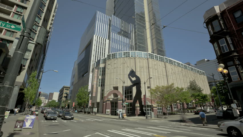 SEATTLE, USA - MAY 12: Timelapse of the Hammering Man in front of the Seattle