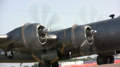 Old bomber running engines