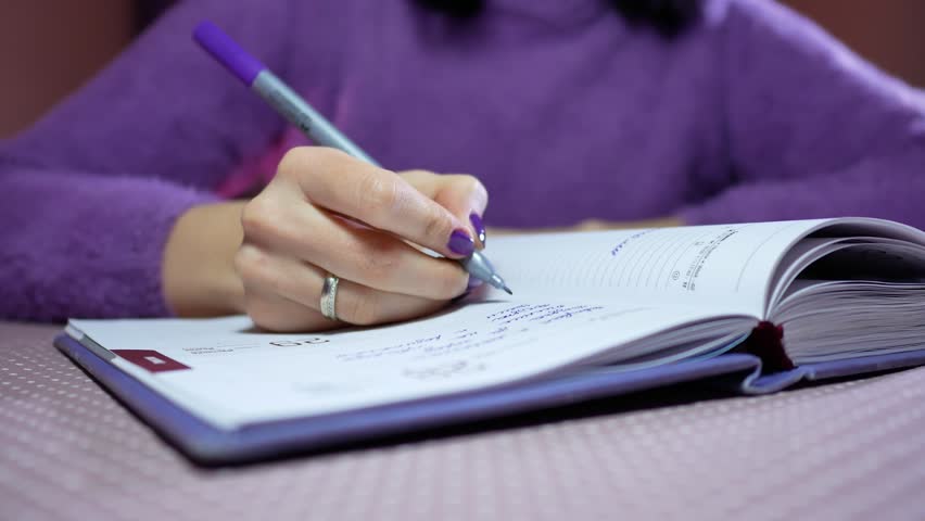 Keep a record. Keeping a diary. writes the title.