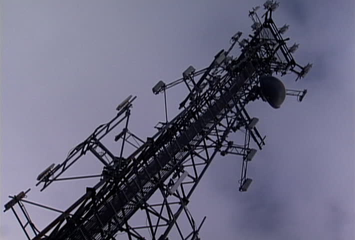 Communications tower