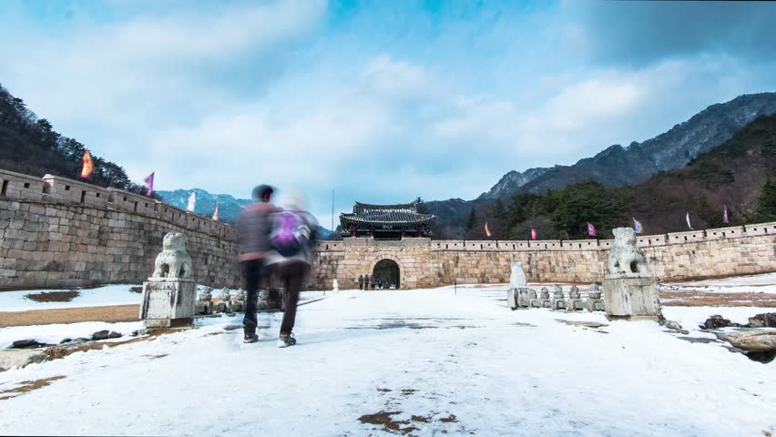 Mungyeong saejae Pass Time lapse, South Korea, Winter 01