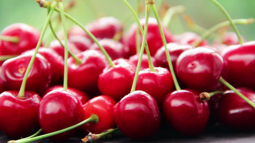 Fresh, ripe, juicy cherries rotate. Red cherry clockwise rotation